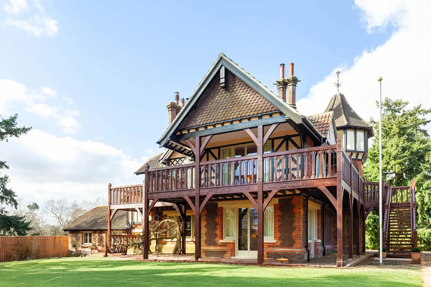 You Can Now Sleep in King Charles III and Queen Camilla’s Favorite Country Estate