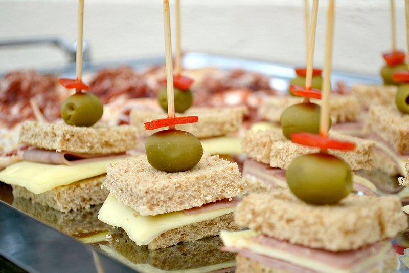  Olive Sandwiches