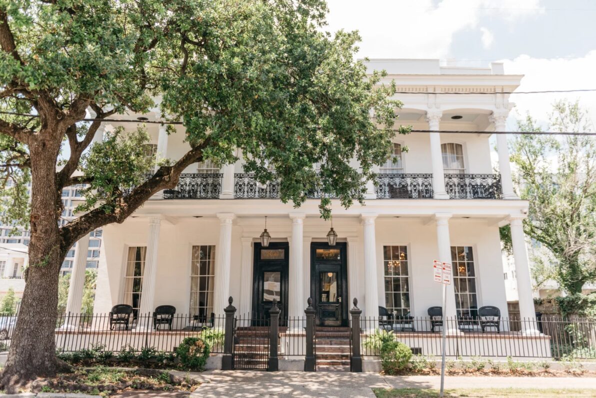 Why This Former 1880s Italianate Townhouse is the Garden District’s Most Photogenic Sanctuary